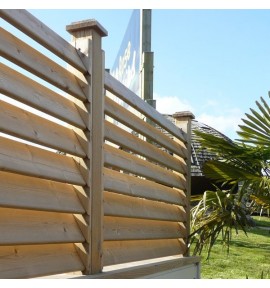 Panneaux occultants en bois pour clôtures de jardin