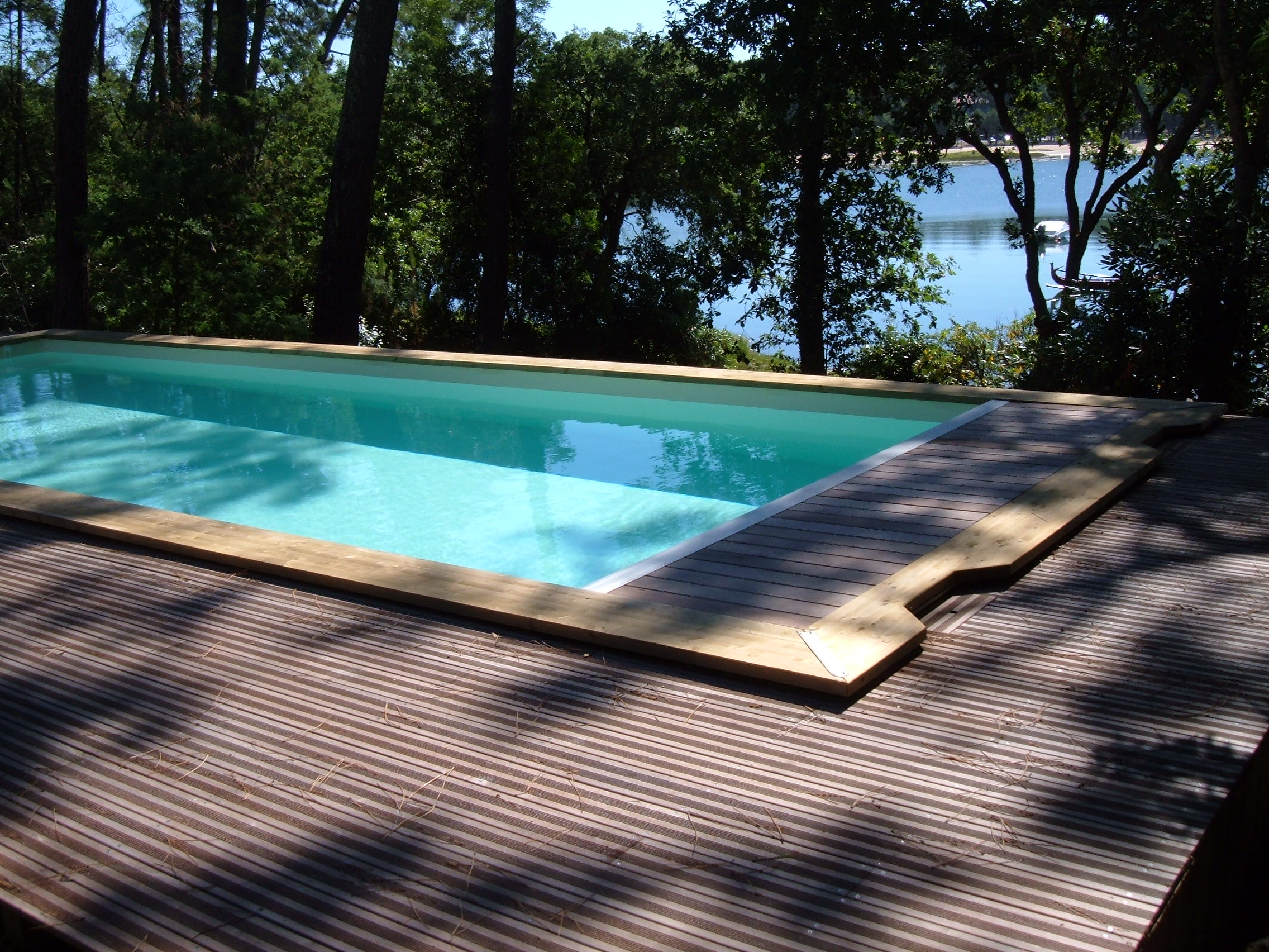 Terrasse bois pour piscine